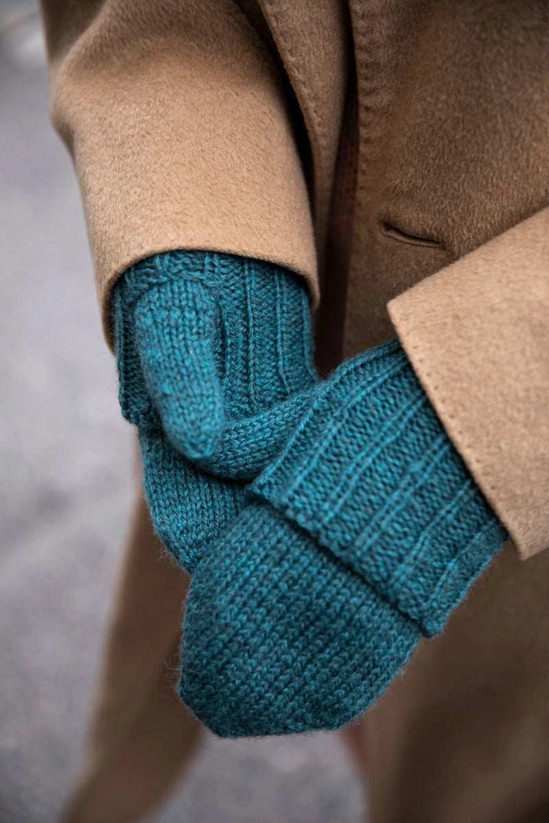 teal blue mittens